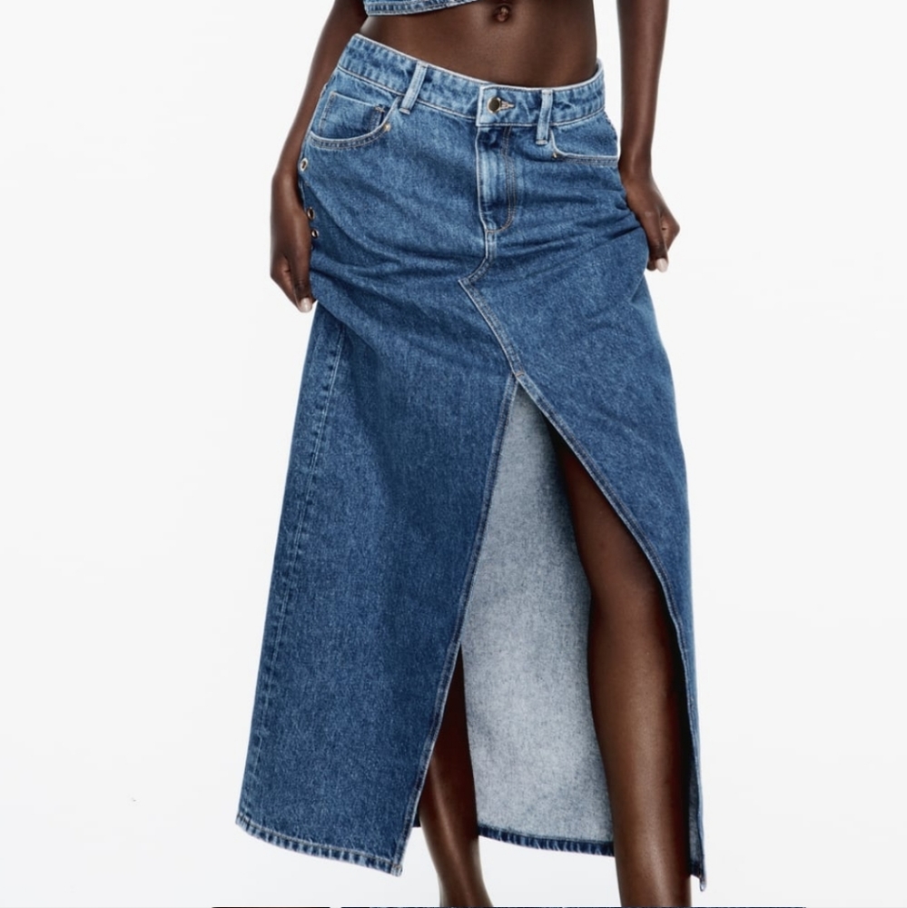 Zara Eyelet Denim Skirt